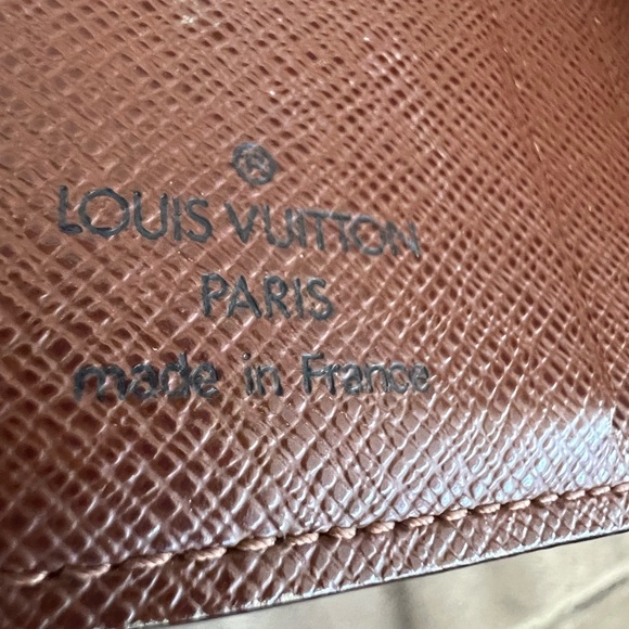Louis Vuitton Monogram Bifold Wallet - Picture 6 of 15
